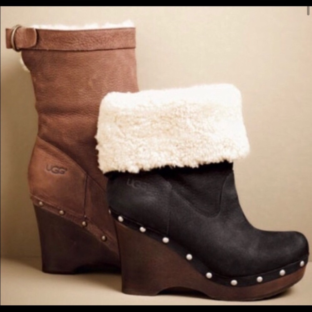 Ugg Carnegie brown  suede clog boots Sherpa lined